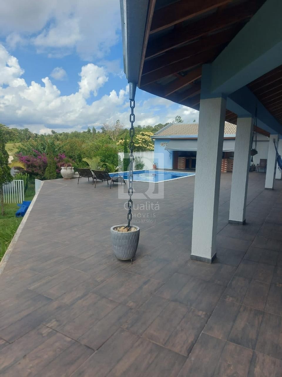 Chácara à venda com 3 quartos, 1000m² - Foto 1