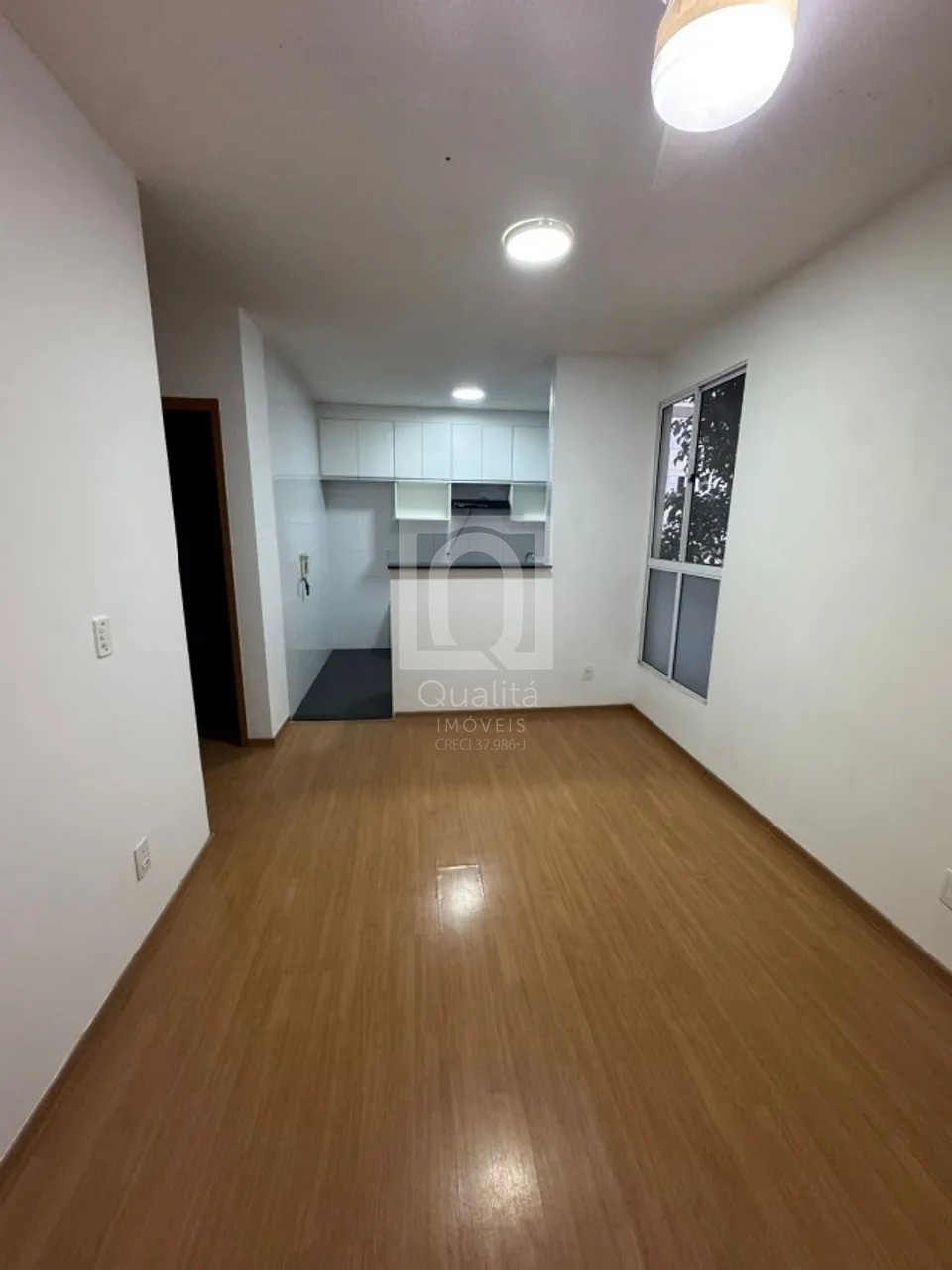 Apartamento à venda com 2 quartos, 41m² - Foto 1