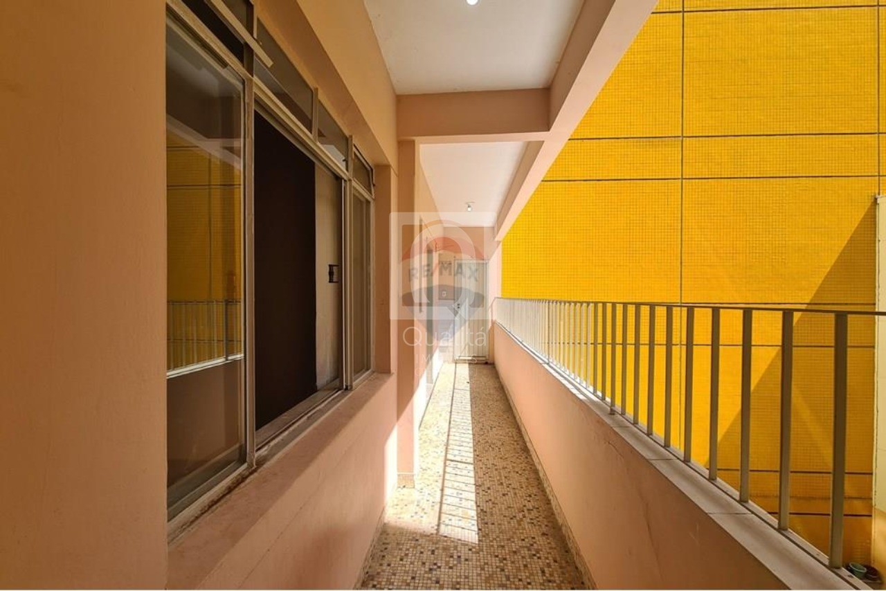 Apartamento à venda com 3 quartos, 119m² - Foto 8