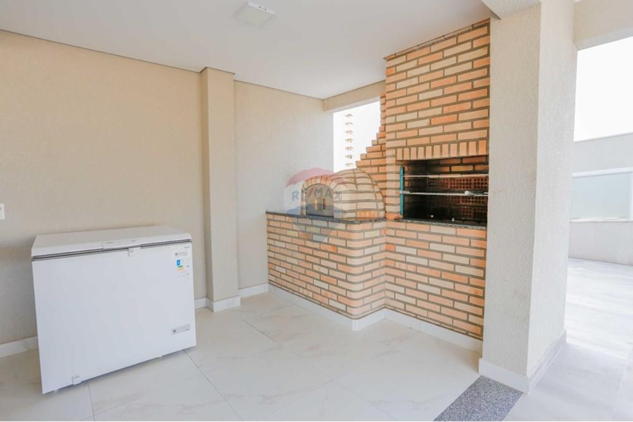Apartamento à venda com 2 quartos, 64m² - Foto 20