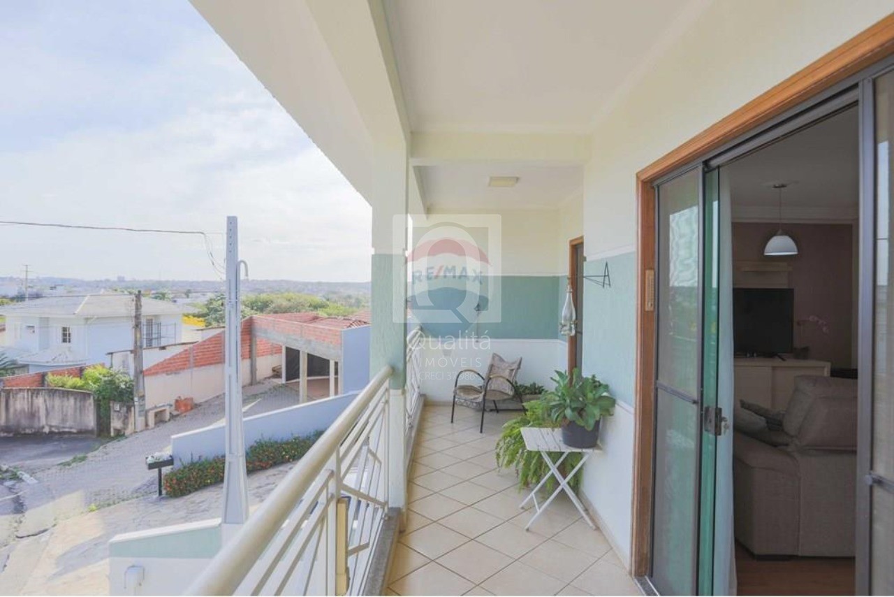 Casa de Condomínio à venda com 5 quartos, 360m² - Foto 10