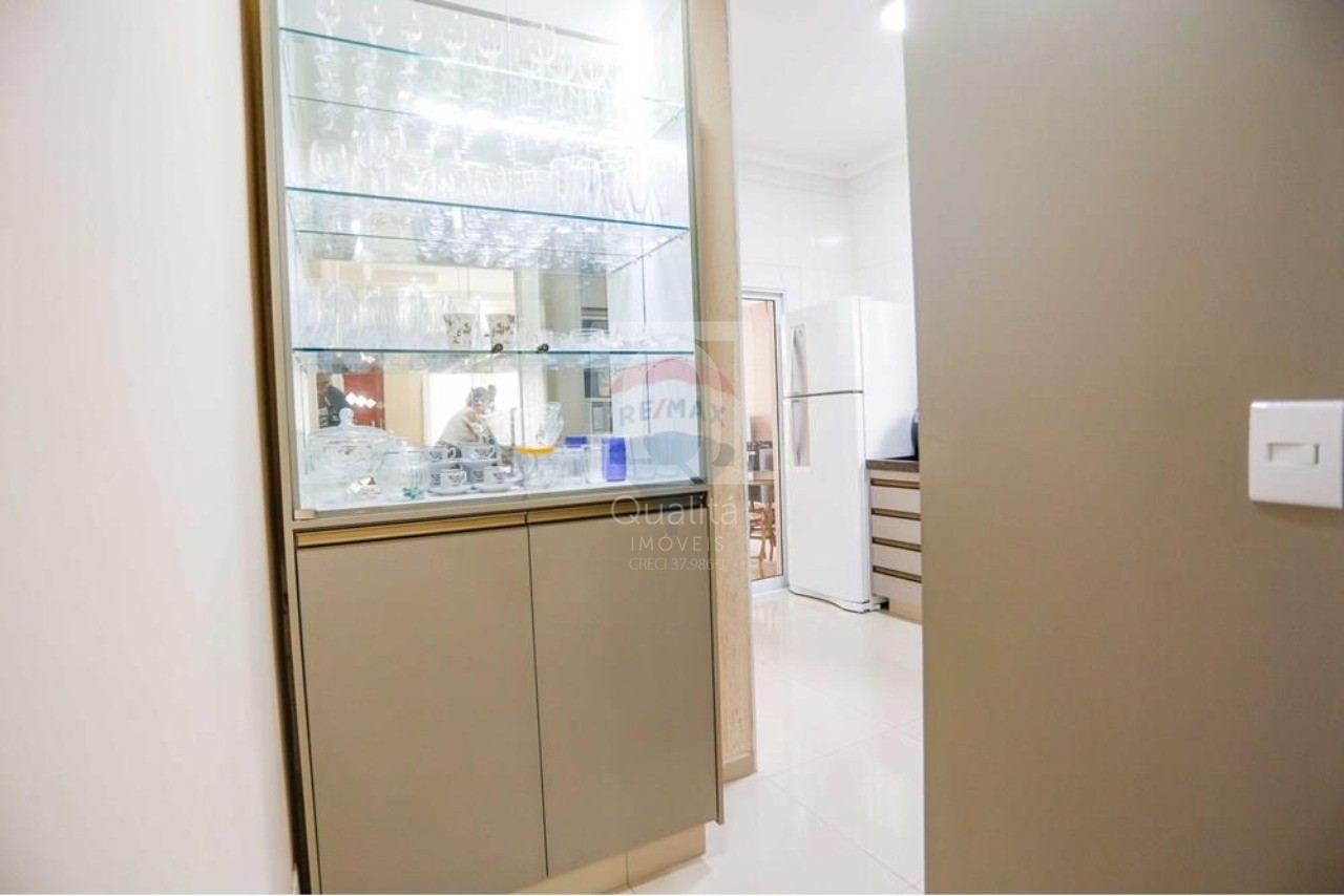 Casa de Condomínio à venda com 3 quartos, 360m² - Foto 10