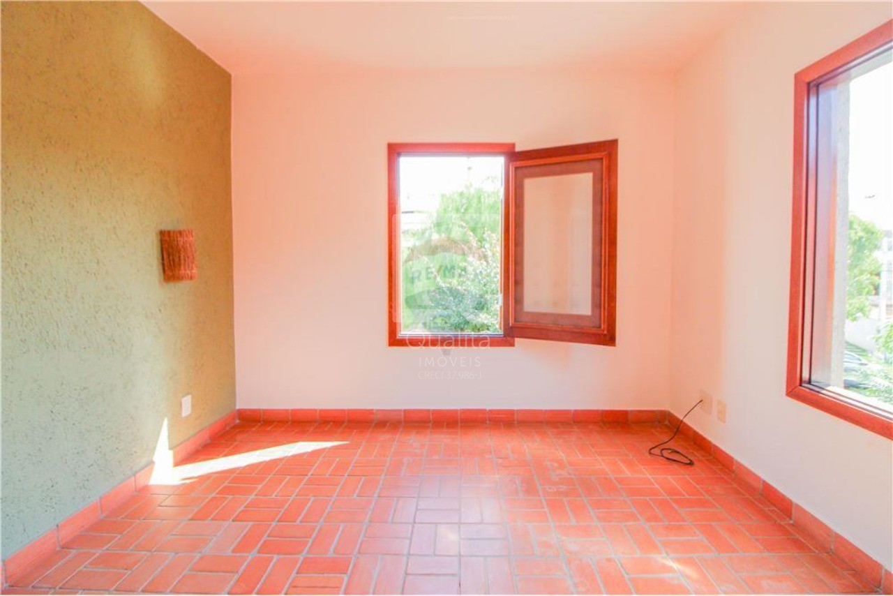 Casa de Condomínio à venda com 5 quartos, 265m² - Foto 35