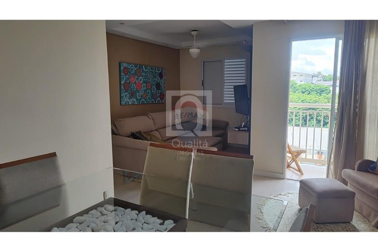 Apartamento à venda com 2 quartos, 79m² - Foto 3