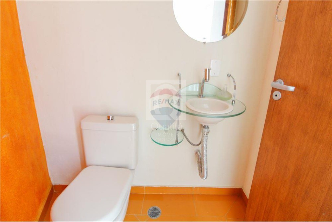 Casa de Condomínio à venda com 3 quartos, 360m² - Foto 18
