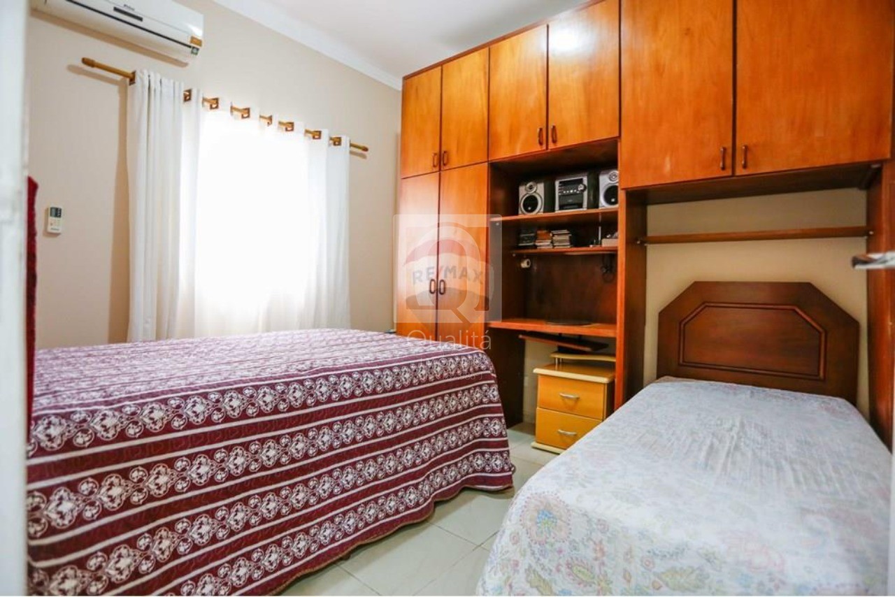 Casa de Condomínio à venda com 3 quartos, 360m² - Foto 17