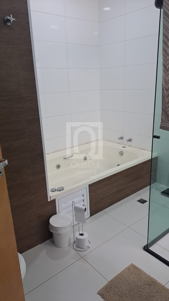 Casa de Condomínio à venda com 4 quartos, 250m² - Foto 7
