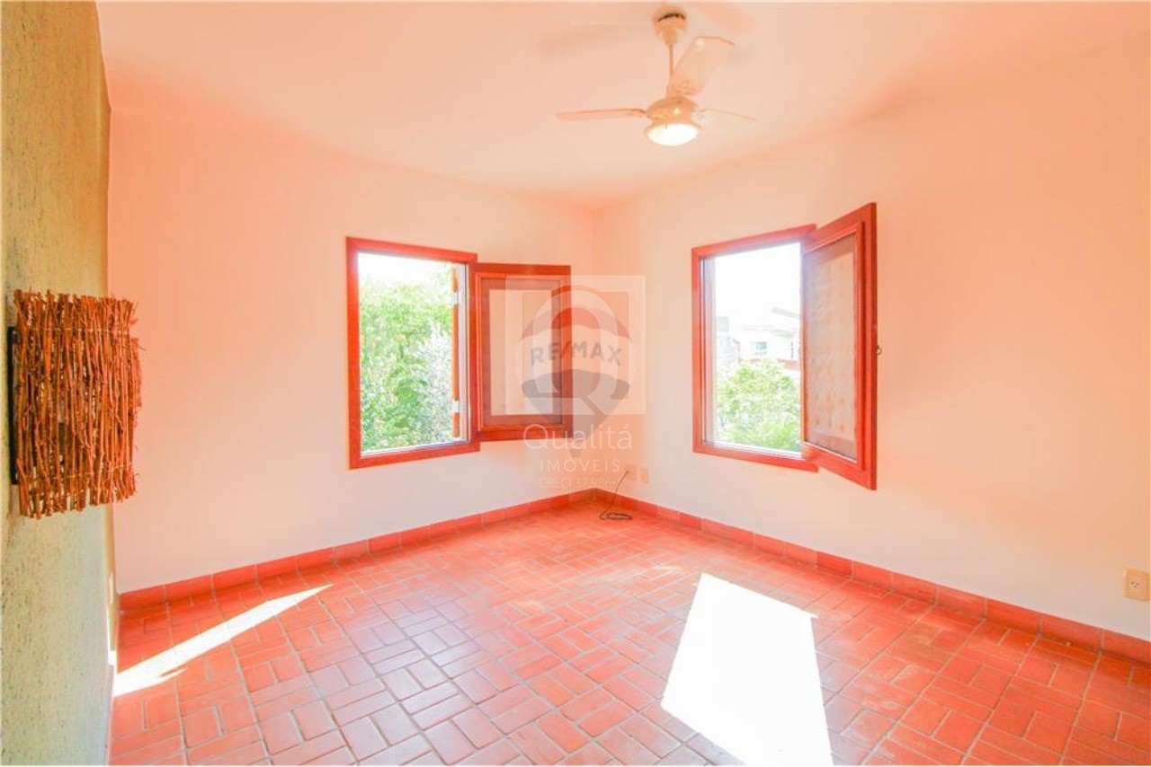 Casa de Condomínio à venda com 5 quartos, 265m² - Foto 34