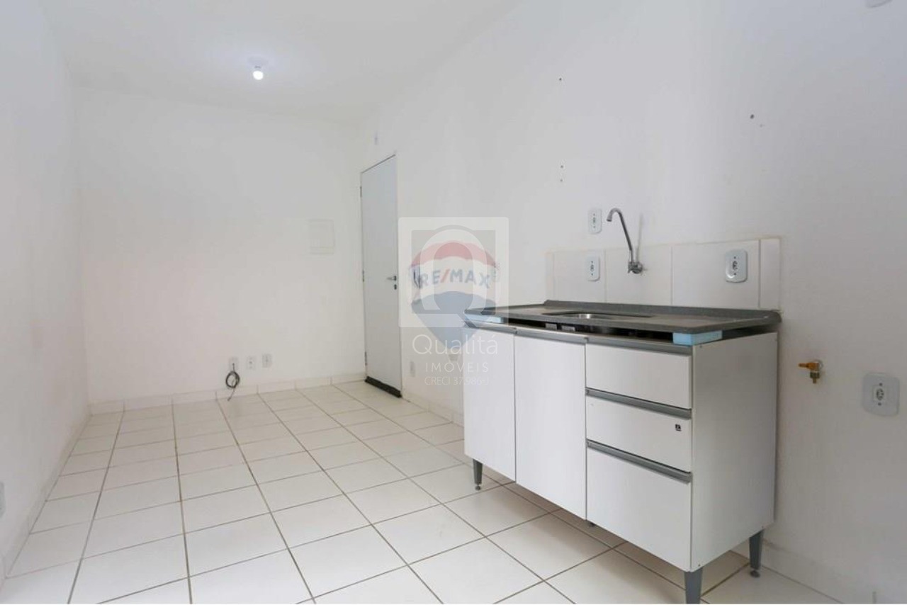 Apartamento à venda com 2 quartos, 44m² - Foto 2