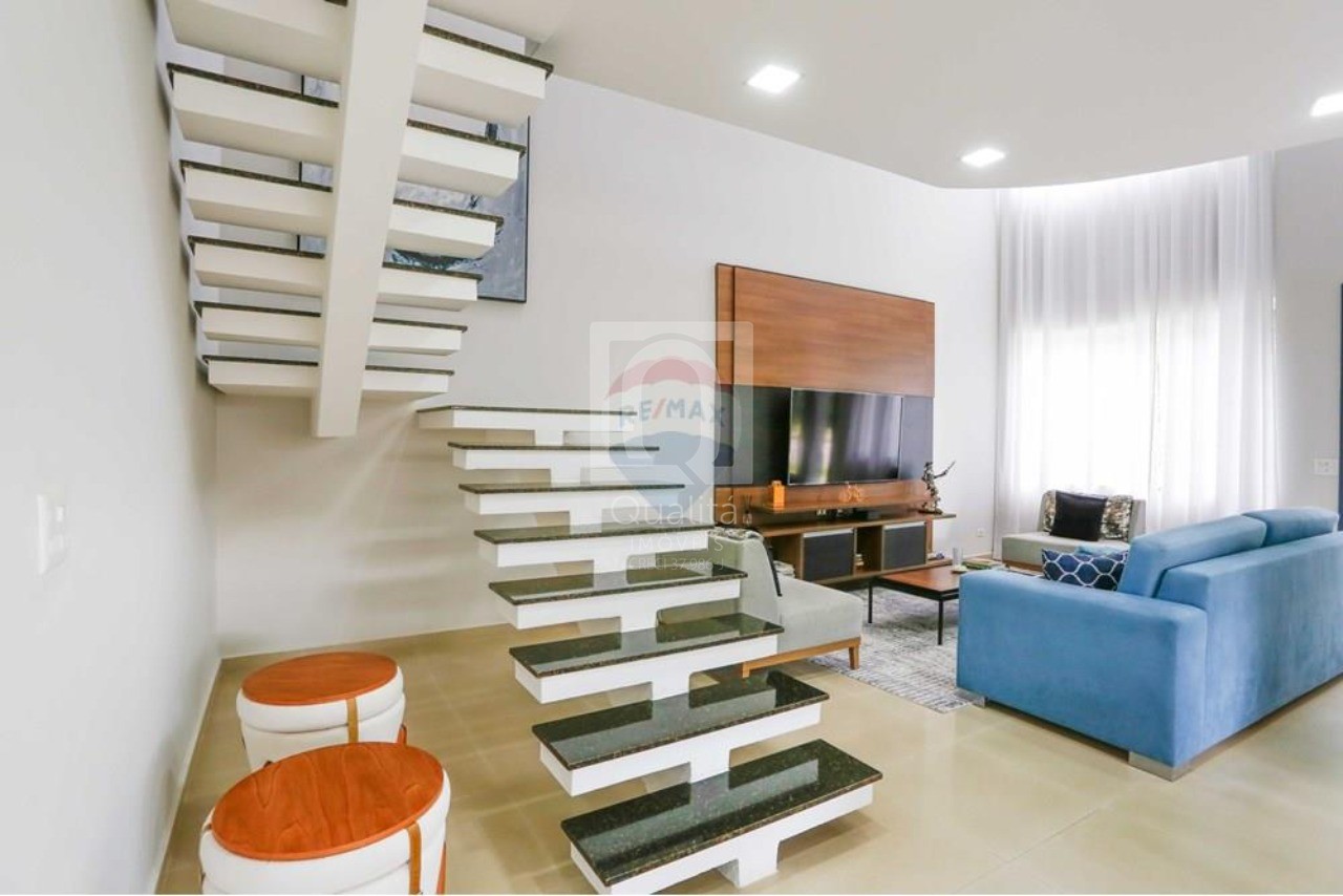 Casa de Condomínio à venda com 4 quartos, 250m² - Foto 5