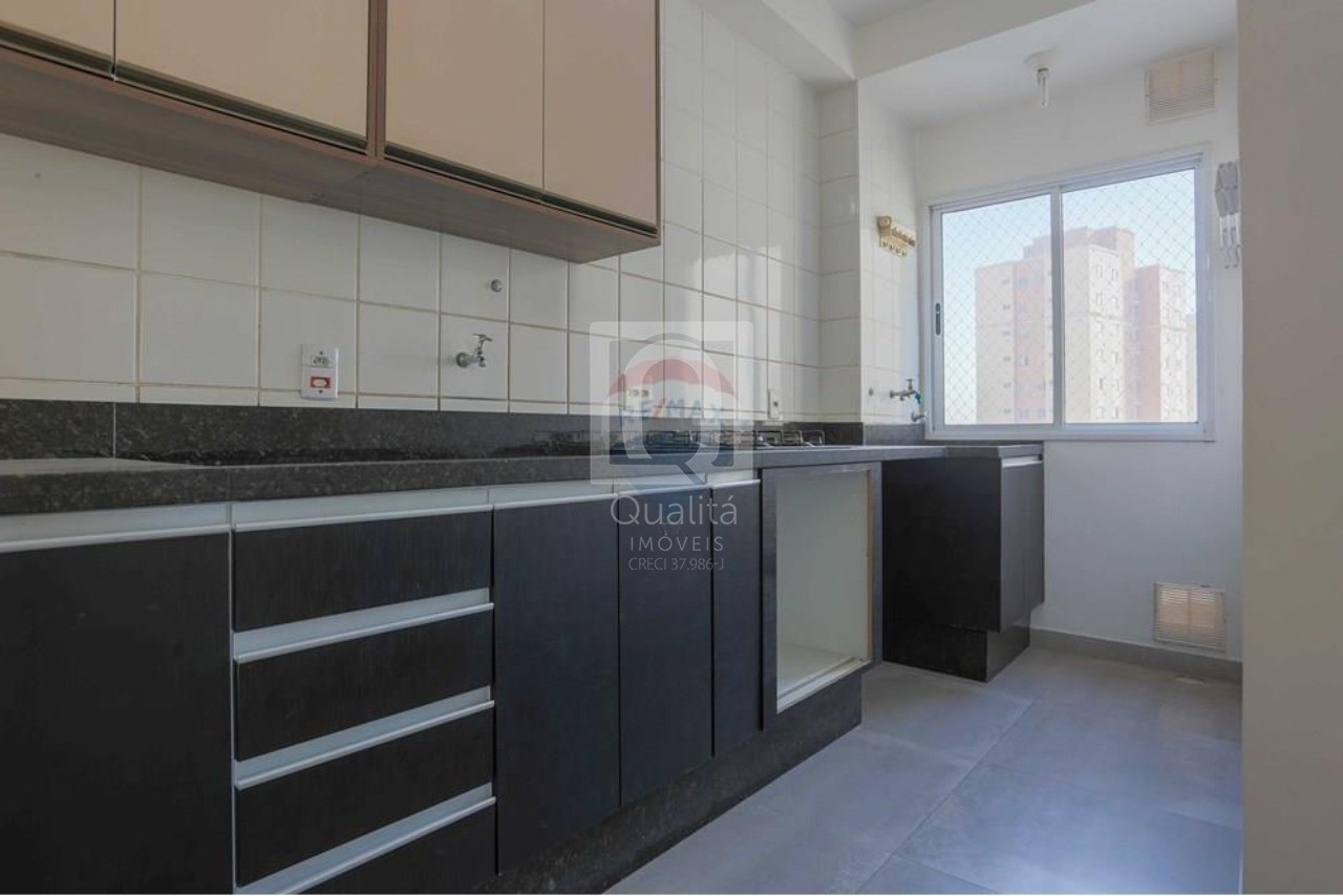 Apartamento à venda com 2 quartos, 58m² - Foto 3