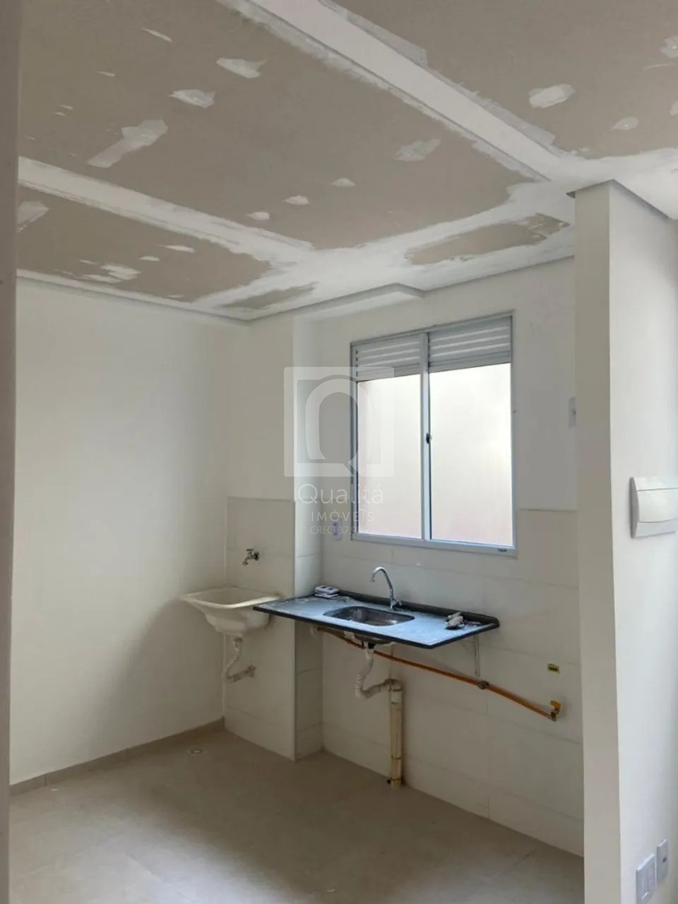 Apartamento à venda com 2 quartos, 44m² - Foto 4