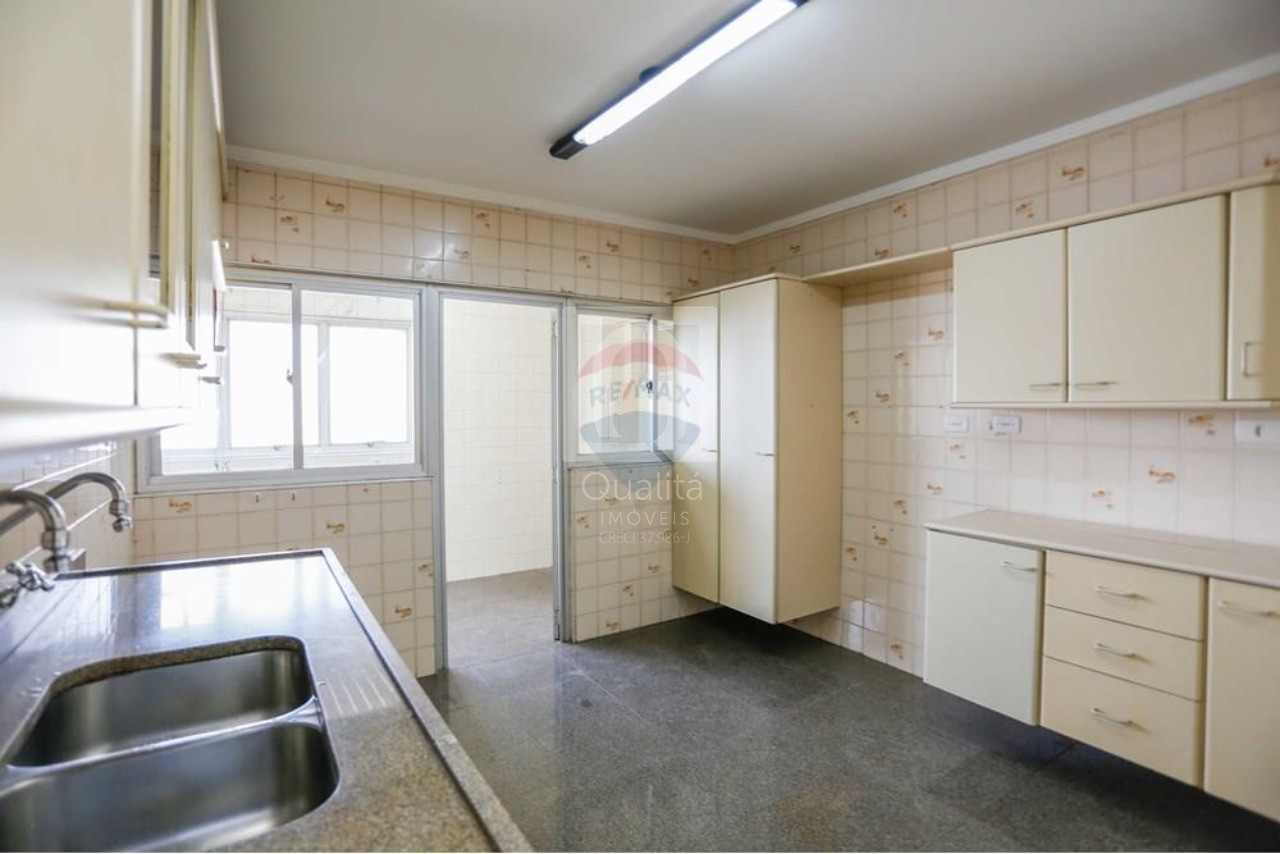 Apartamento à venda com 3 quartos, 146m² - Foto 26