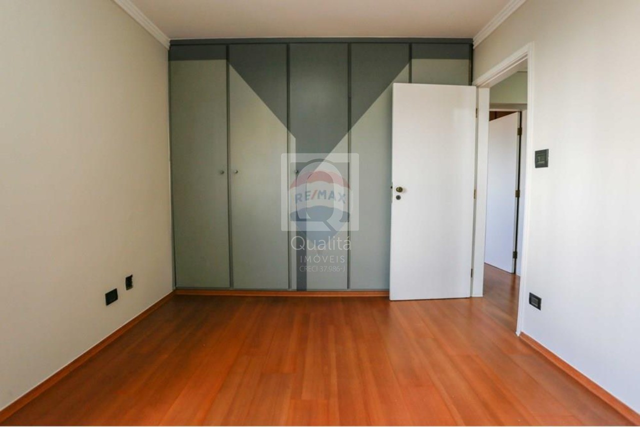 Apartamento à venda com 3 quartos, 146m² - Foto 11