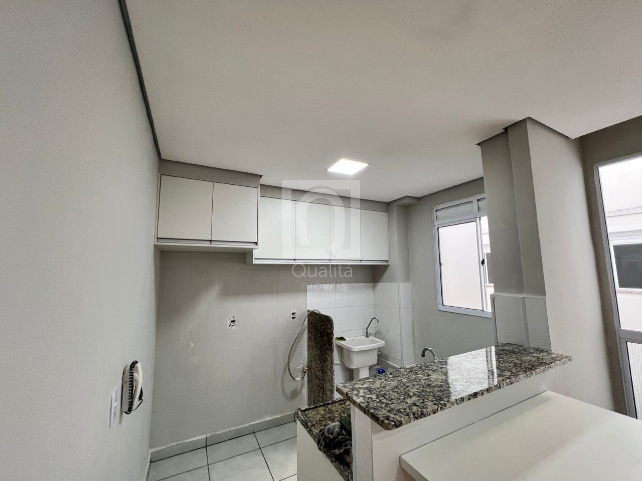 Apartamento à venda com 2 quartos, 42m² - Foto 5