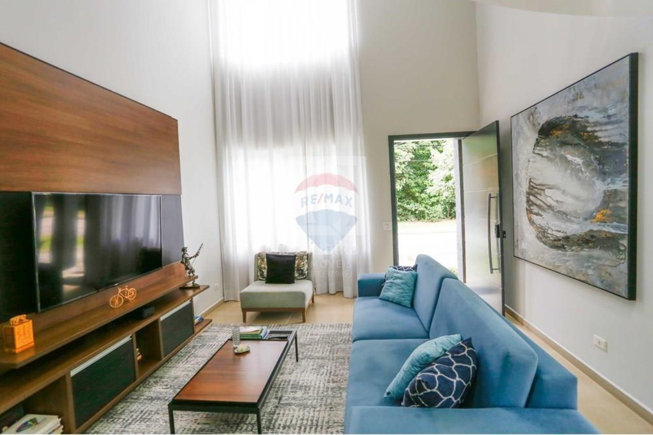 Casa de Condomínio à venda com 4 quartos, 250m² - Foto 4
