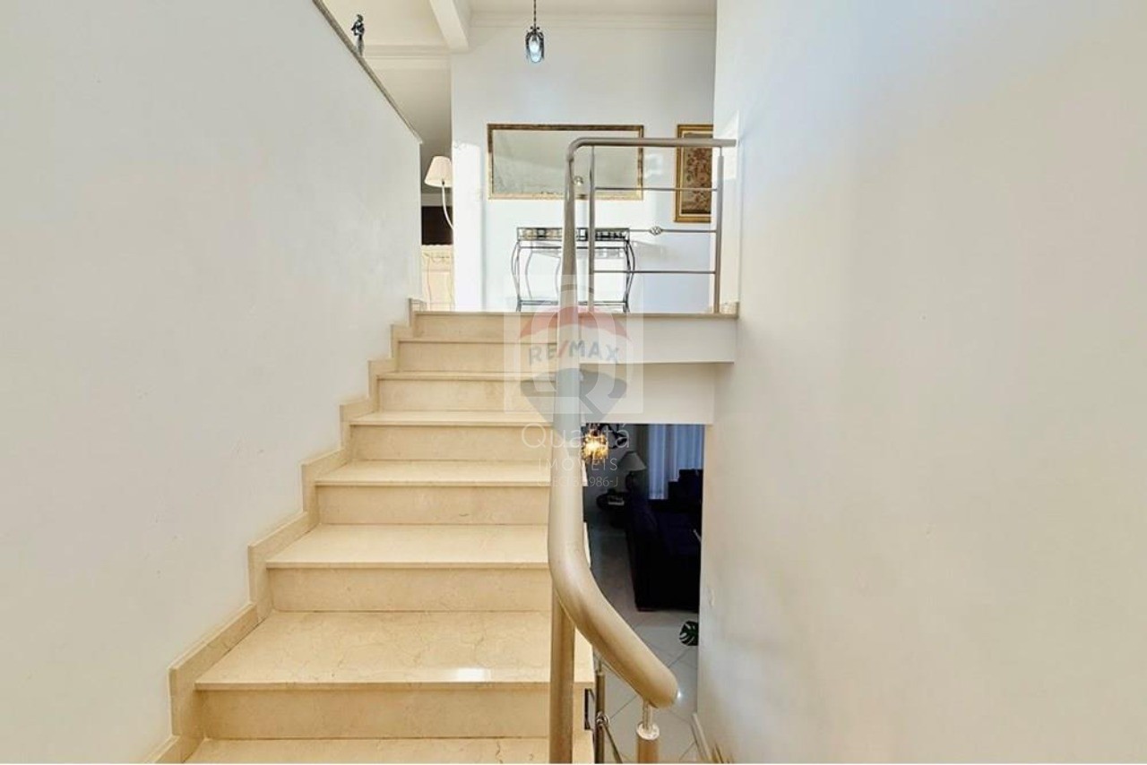 Casa de Condomínio à venda com 4 quartos, 300m² - Foto 15