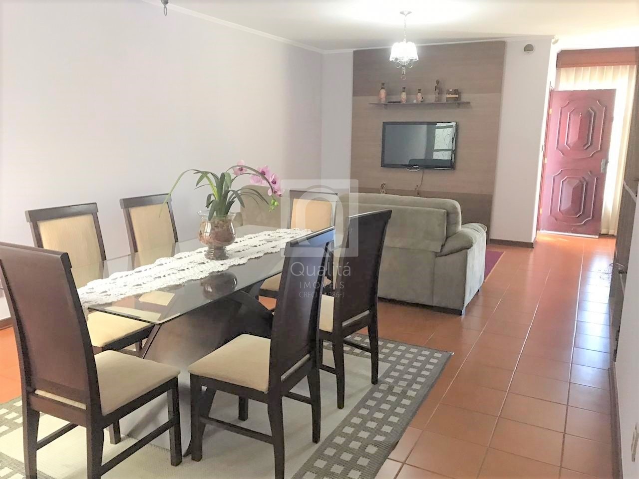 Sobrado à venda com 3 quartos, 390m² - Foto 1