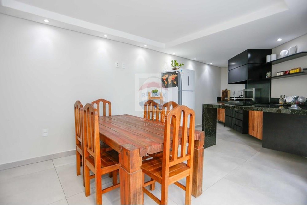Casa de Condomínio à venda com 3 quartos, 260m² - Foto 11