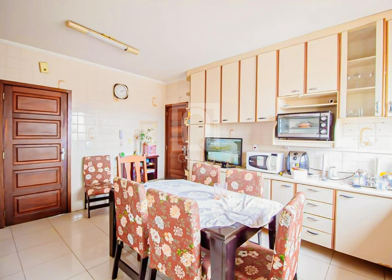 Apartamento à venda com 3 quartos, 120m² - Foto 3