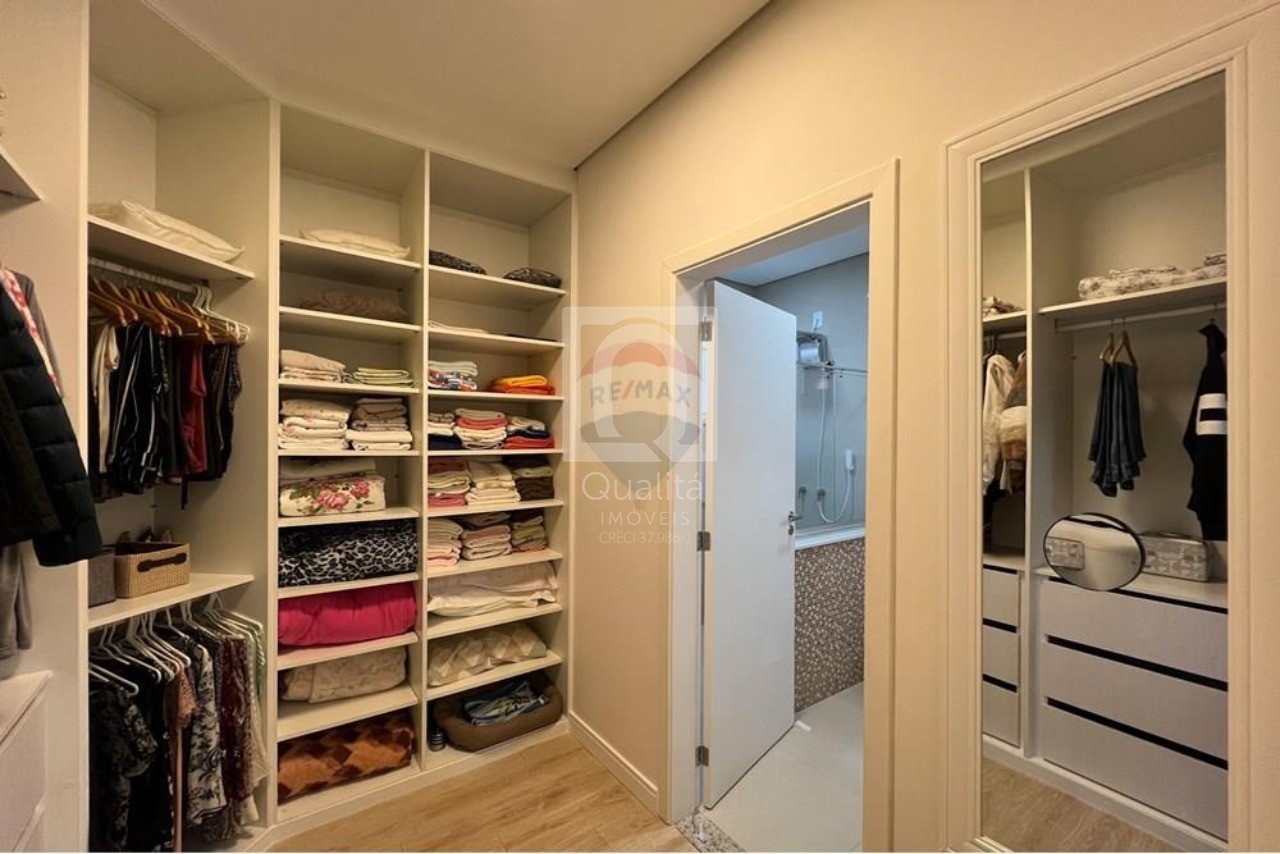 Casa de Condomínio à venda com 4 quartos, 425m² - Foto 22