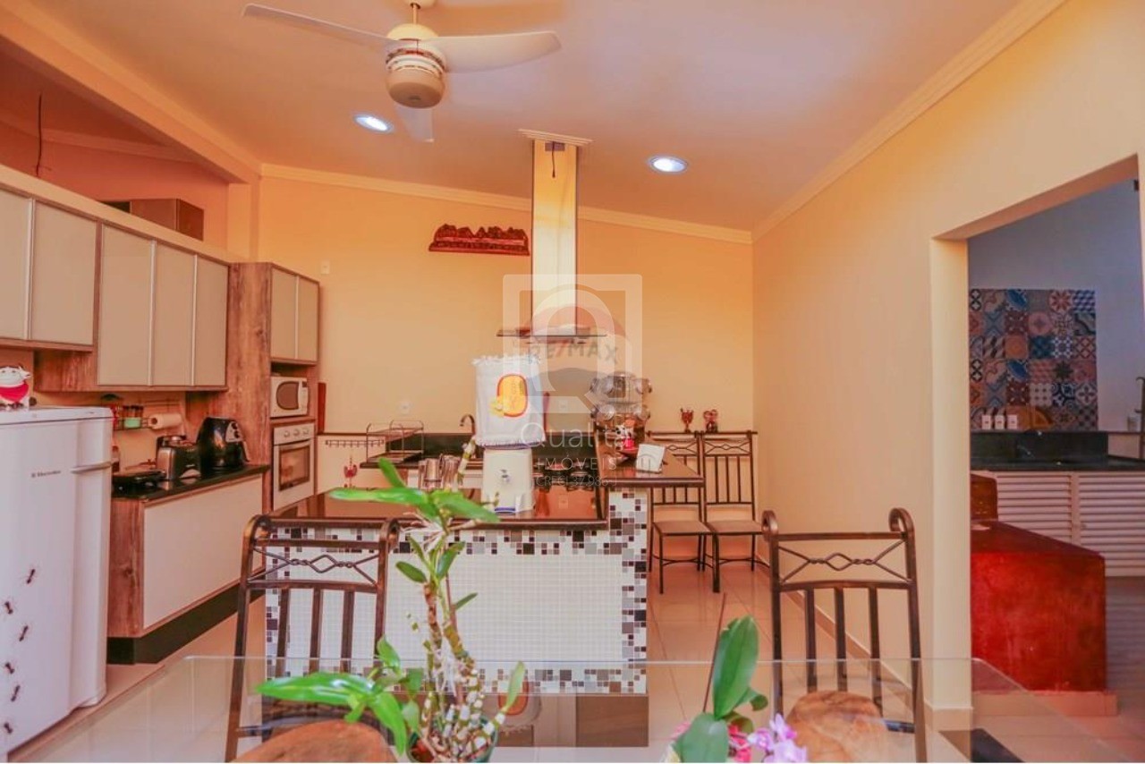 Casa à venda com 3 quartos, 281m² - Foto 12