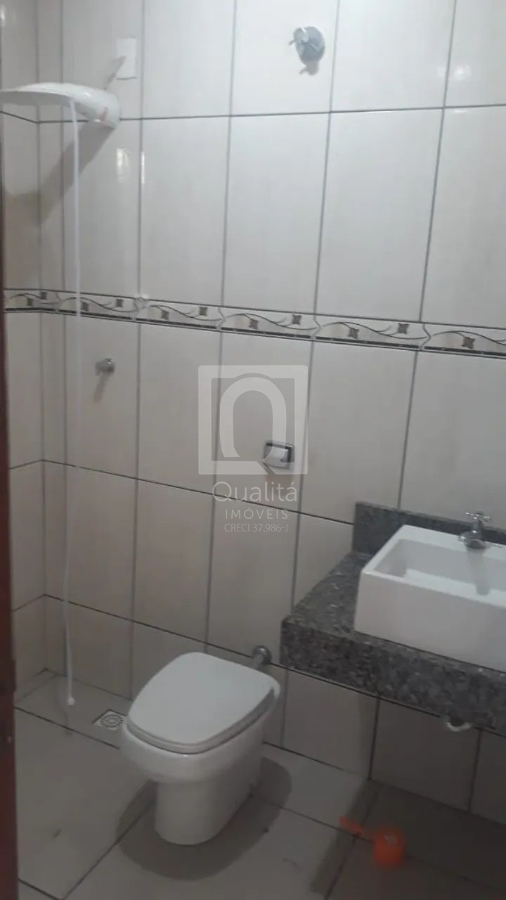 Casa à venda com 2 quartos, 300m² - Foto 10