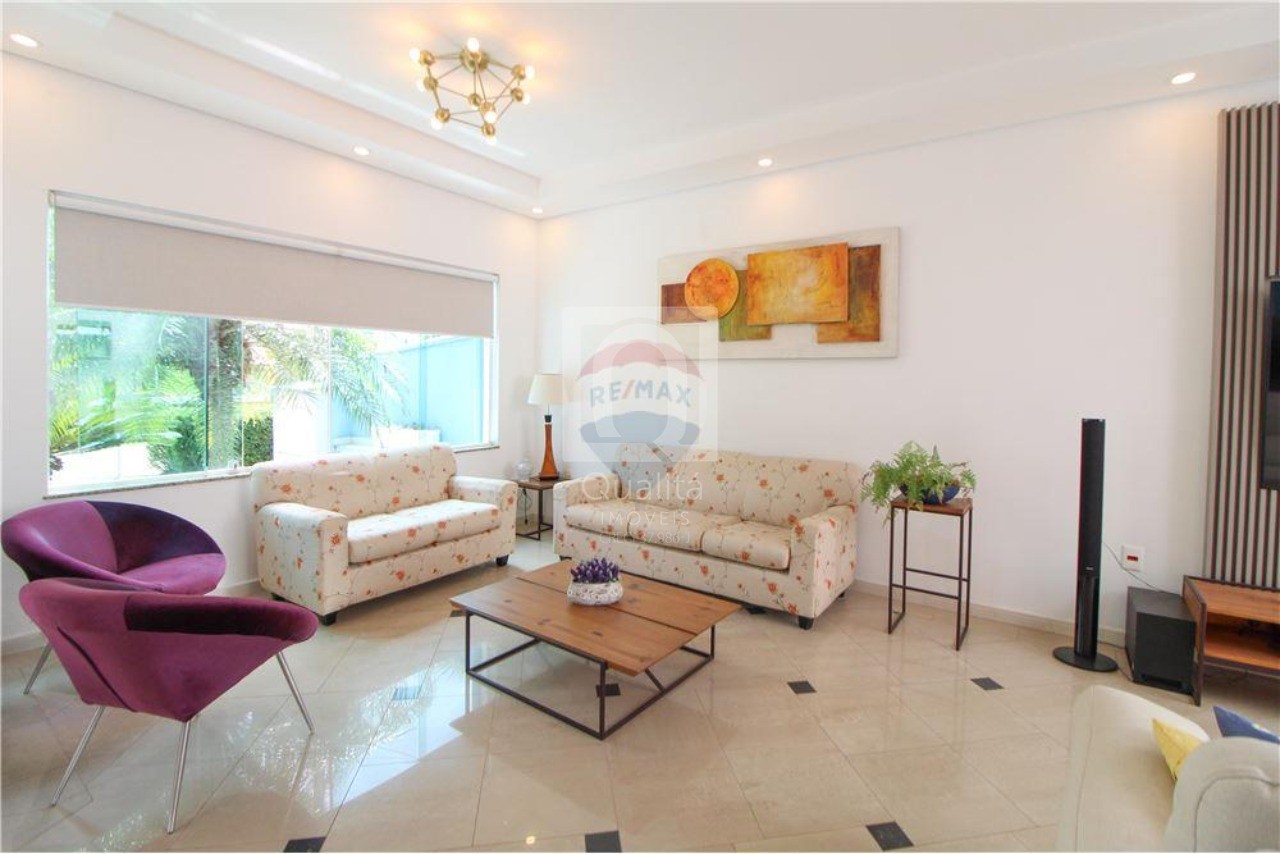 Casa de Condomínio à venda com 3 quartos, 360m² - Foto 5