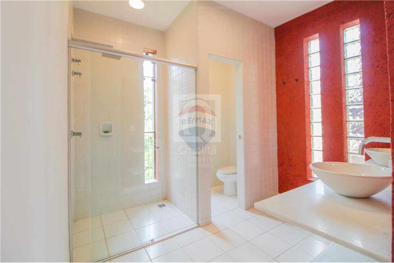 Casa de Condomínio à venda com 5 quartos, 265m² - Foto 20