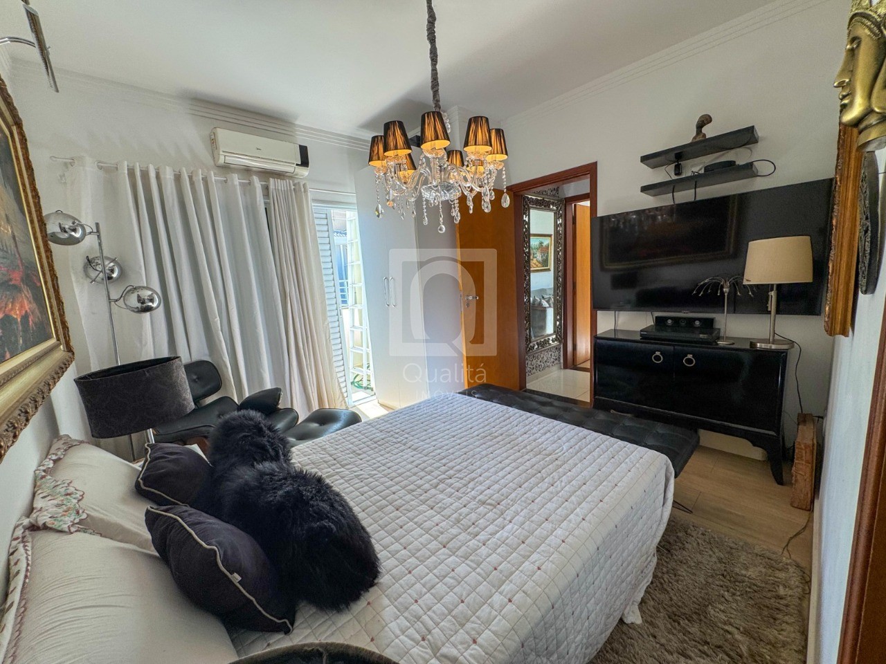 Casa de Condomínio à venda com 3 quartos, 250m² - Foto 15