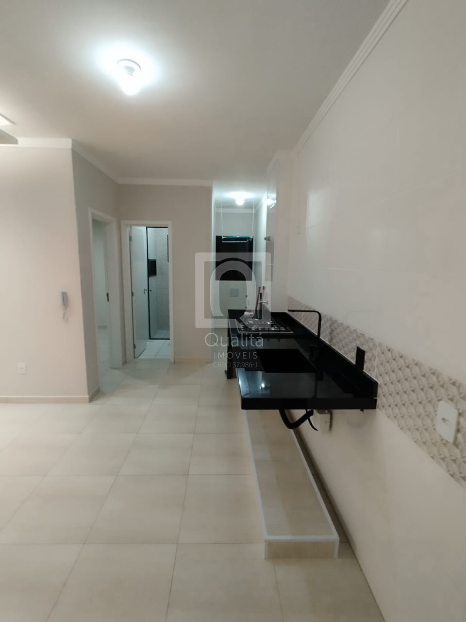 Apartamento à venda com 1 quarto, 40m² - Foto 3