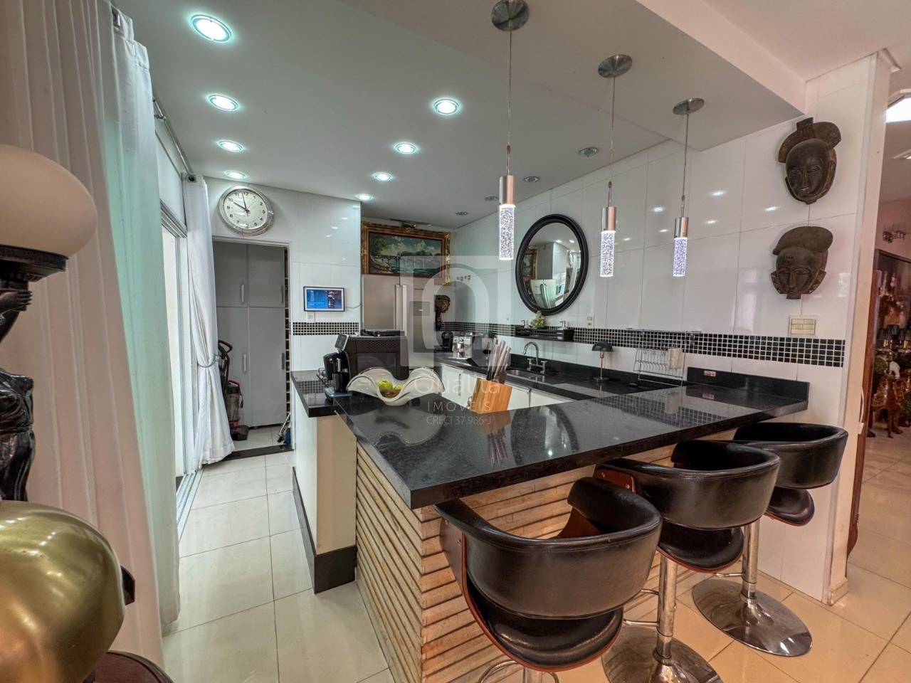 Casa de Condomínio à venda com 3 quartos, 250m² - Foto 6