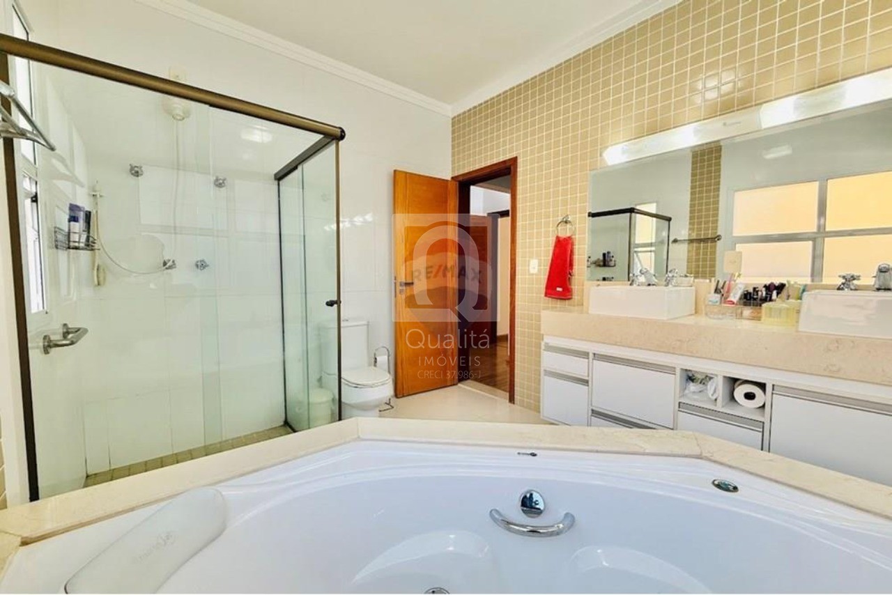 Casa de Condomínio à venda com 4 quartos, 300m² - Foto 22