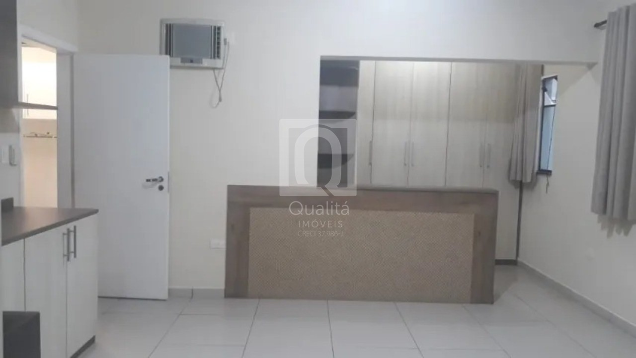 Casa à venda com 2 quartos, 300m² - Foto 6