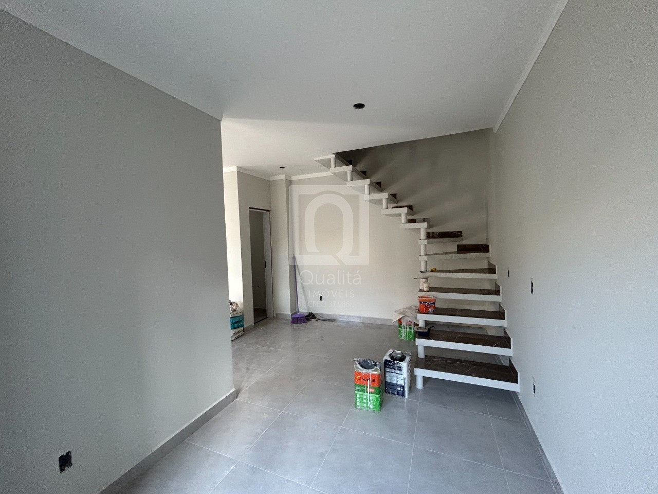 Sobrado à venda com 2 quartos, 66m² - Foto 1
