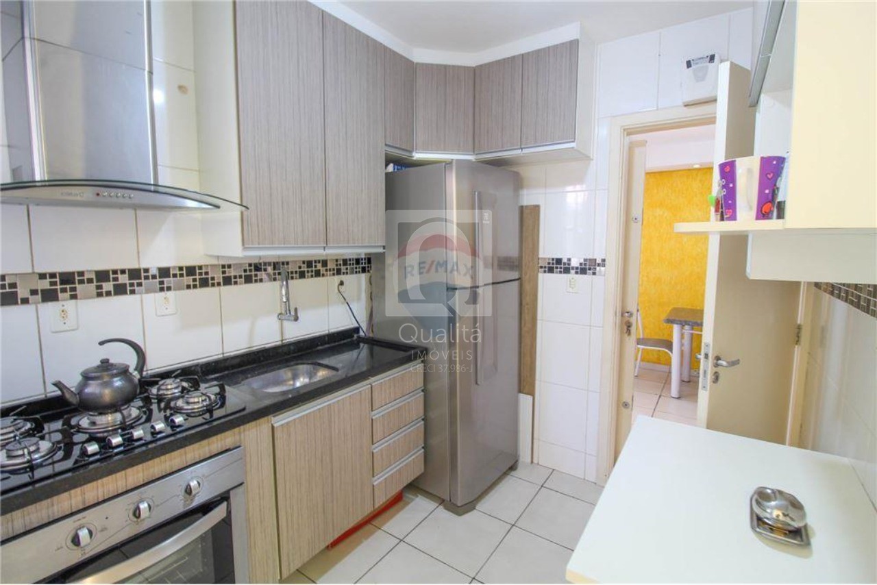 Casa de Condomínio à venda com 3 quartos, 112m² - Foto 3