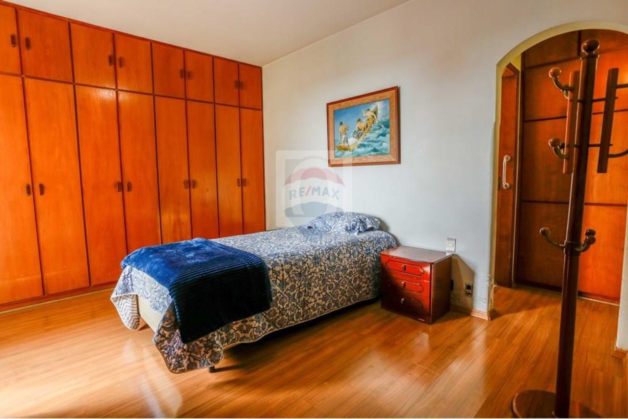 Apartamento à venda com 3 quartos, 202m² - Foto 17