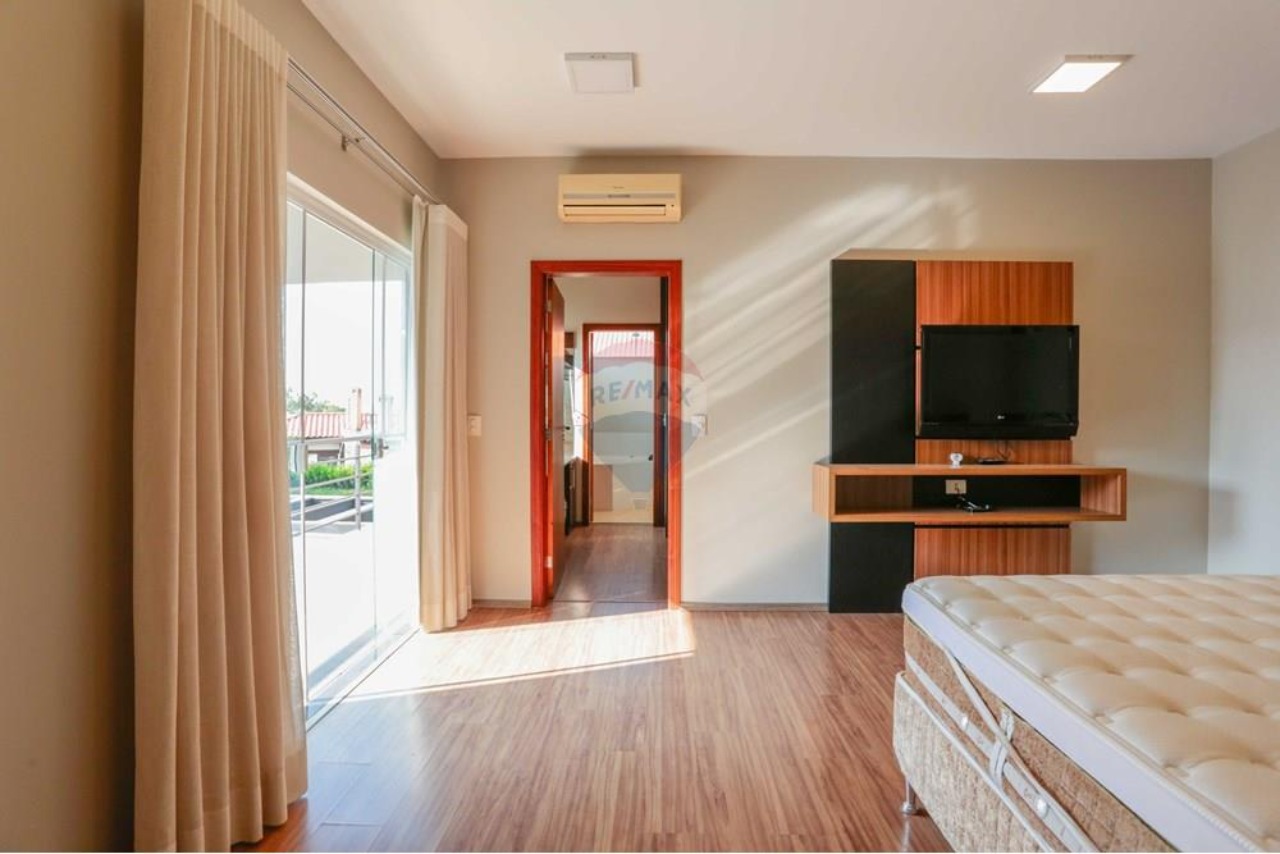 Casa de Condomínio à venda com 4 quartos, 1025m² - Foto 4