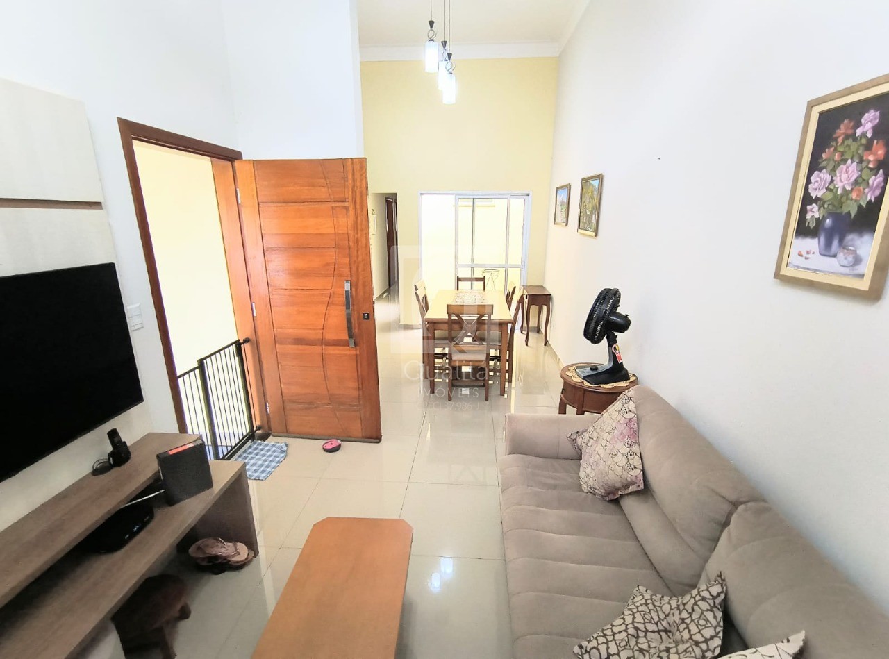 Casa de Condomínio à venda com 3 quartos, 200m² - Foto 2