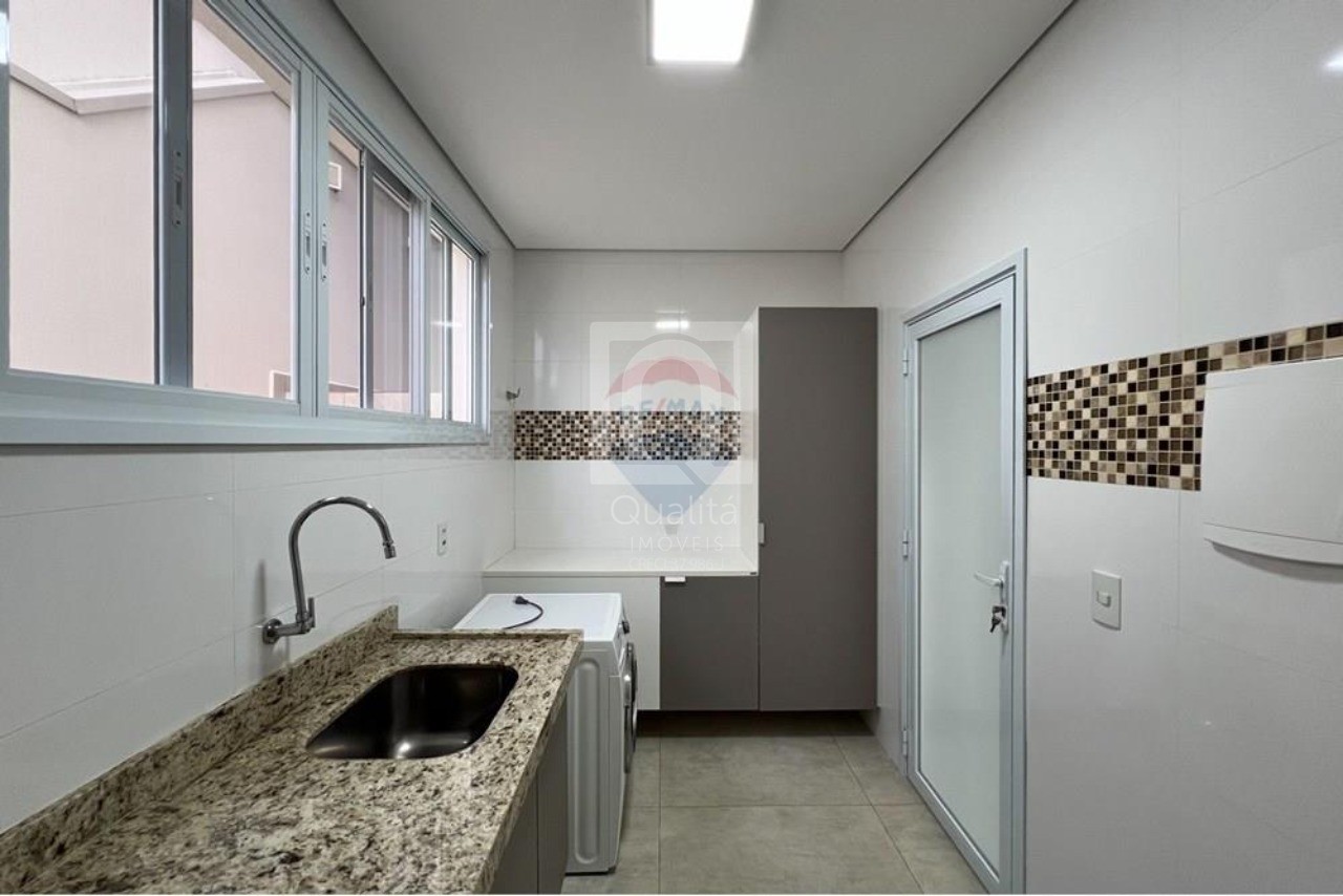 Casa de Condomínio à venda com 4 quartos, 425m² - Foto 47