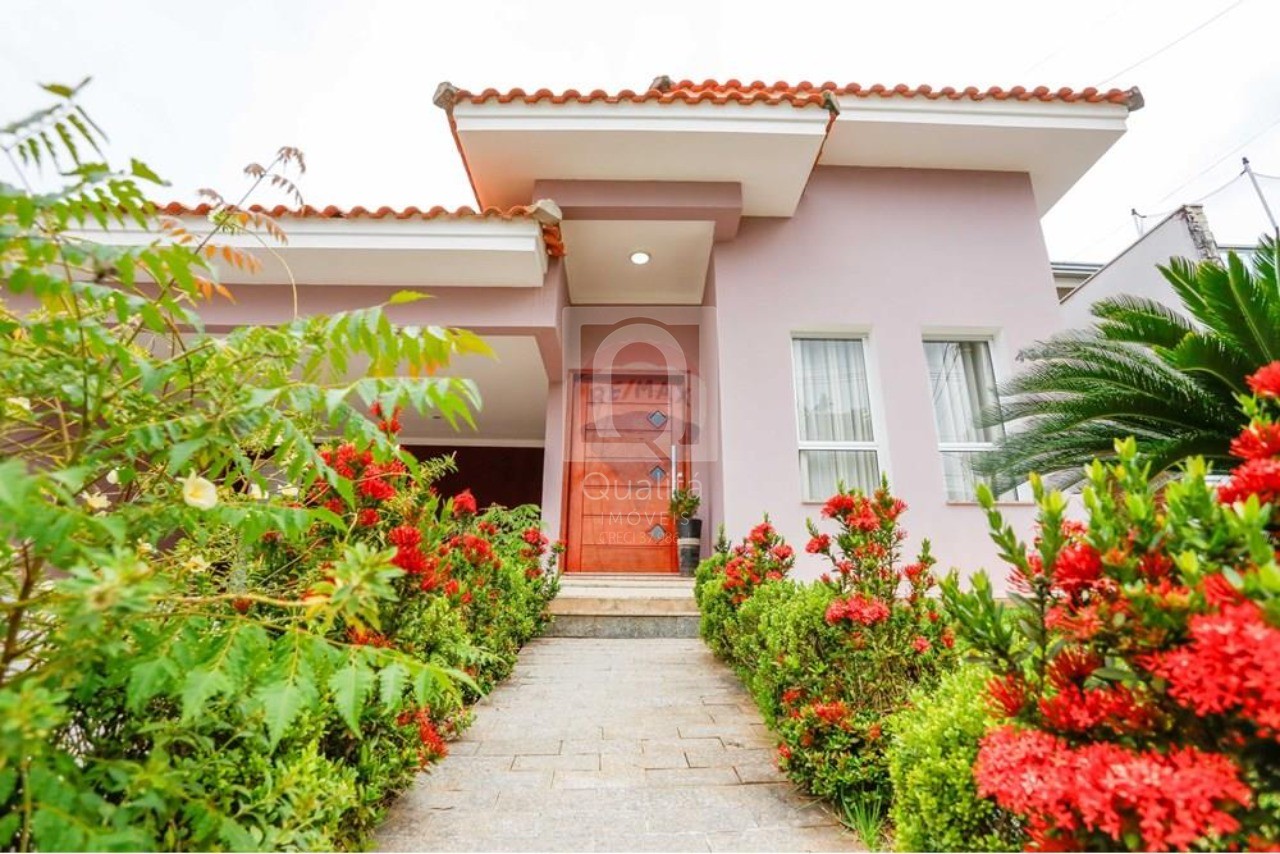 Casa de Condomínio à venda com 3 quartos, 360m² - Foto 2
