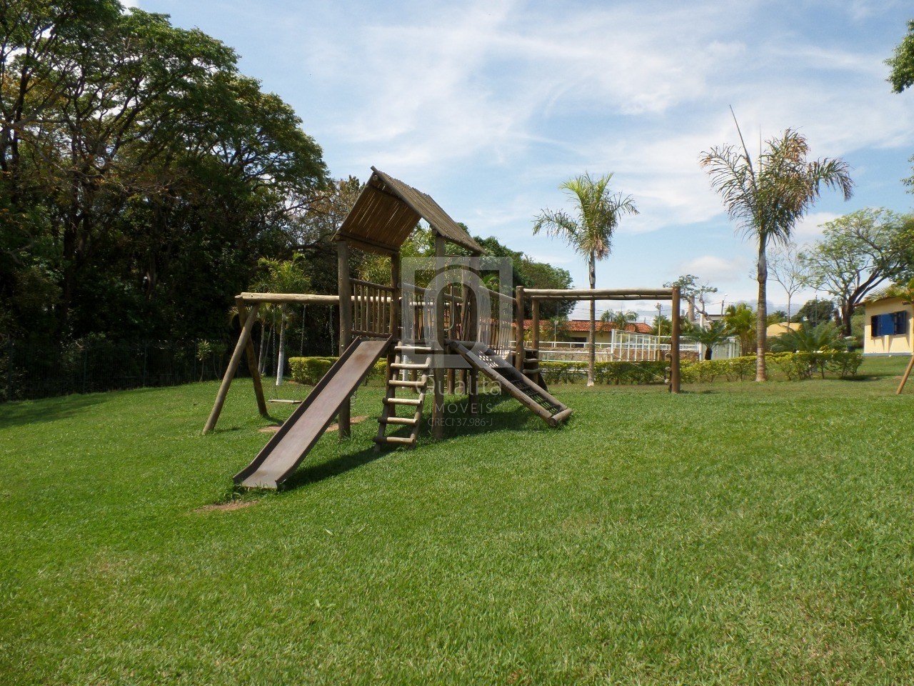 Casa de Condomínio à venda com 4 quartos, 395m² - Foto 18