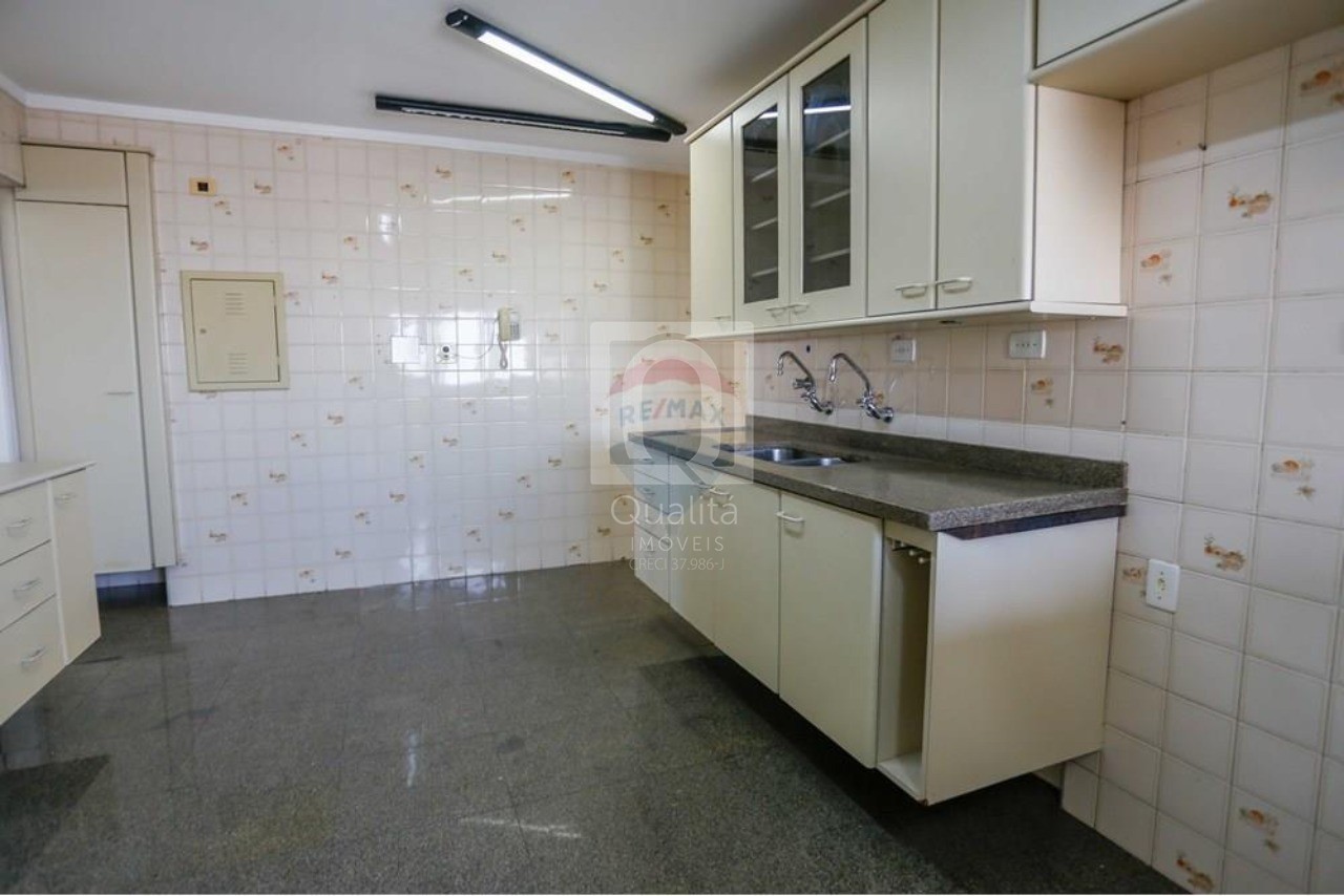 Apartamento à venda com 3 quartos, 146m² - Foto 27