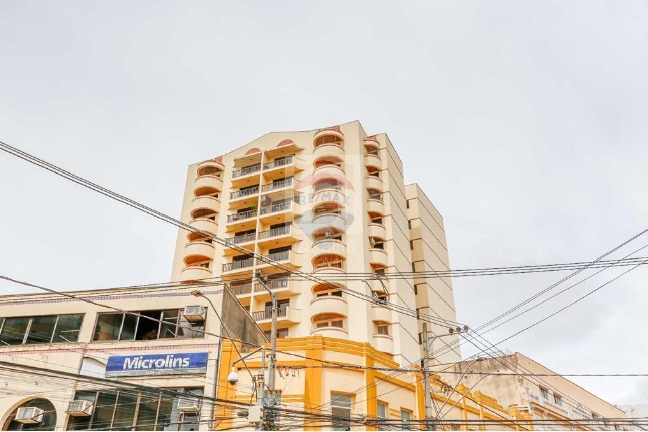 Apartamento à venda com 3 quartos, 202m² - Foto 9