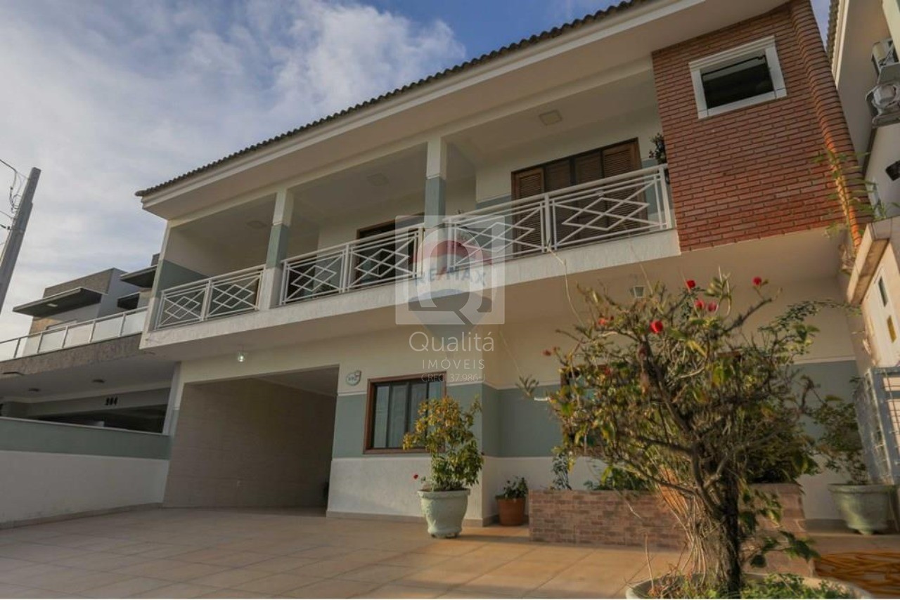 Casa de Condomínio à venda com 5 quartos, 360m² - Foto 2
