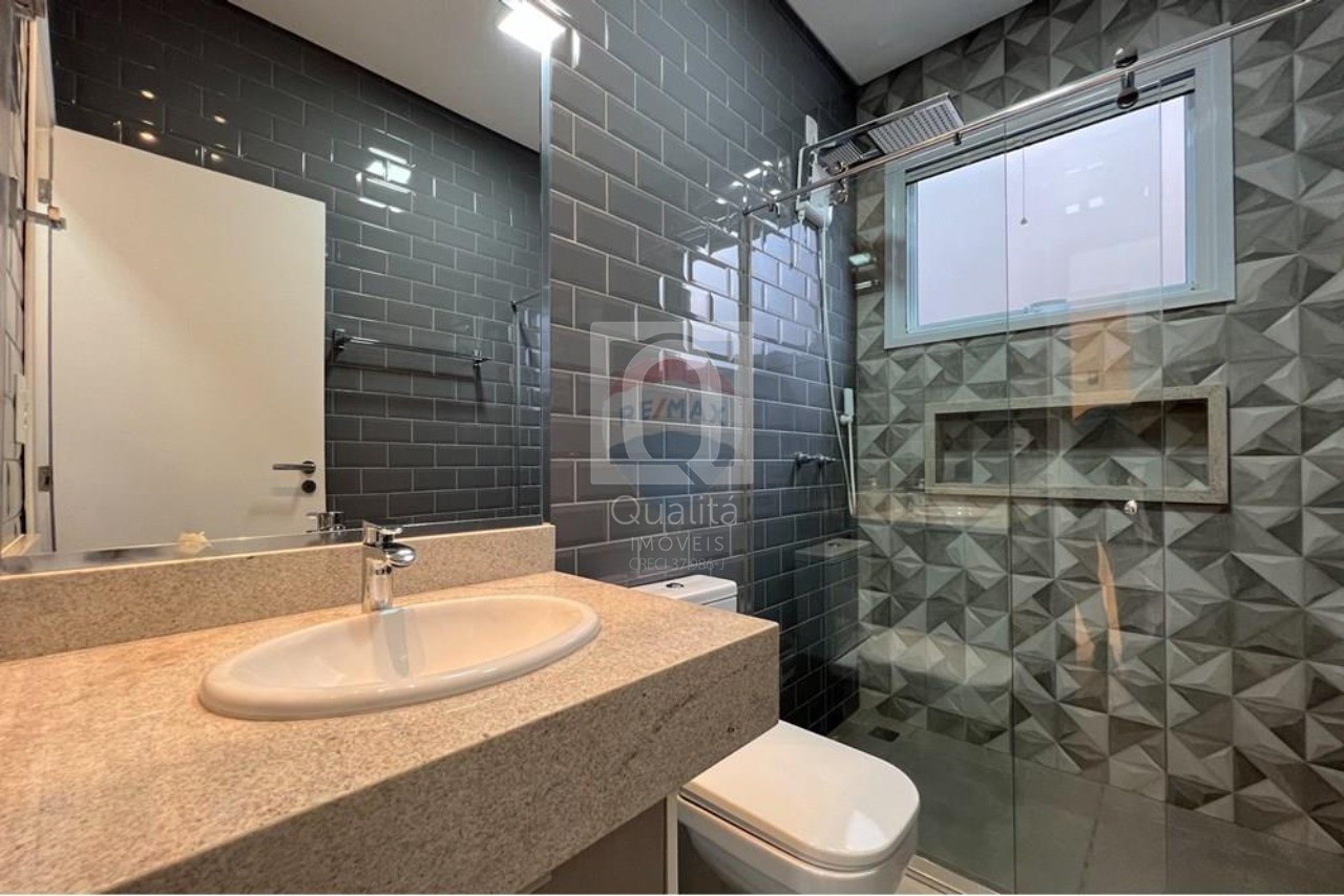 Casa de Condomínio à venda com 4 quartos, 425m² - Foto 31