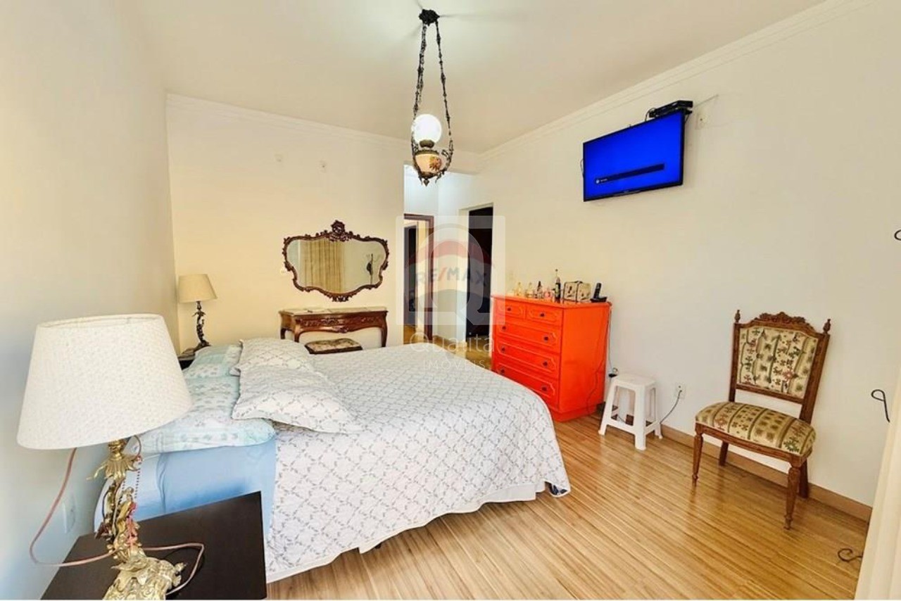 Casa de Condomínio à venda com 4 quartos, 300m² - Foto 19