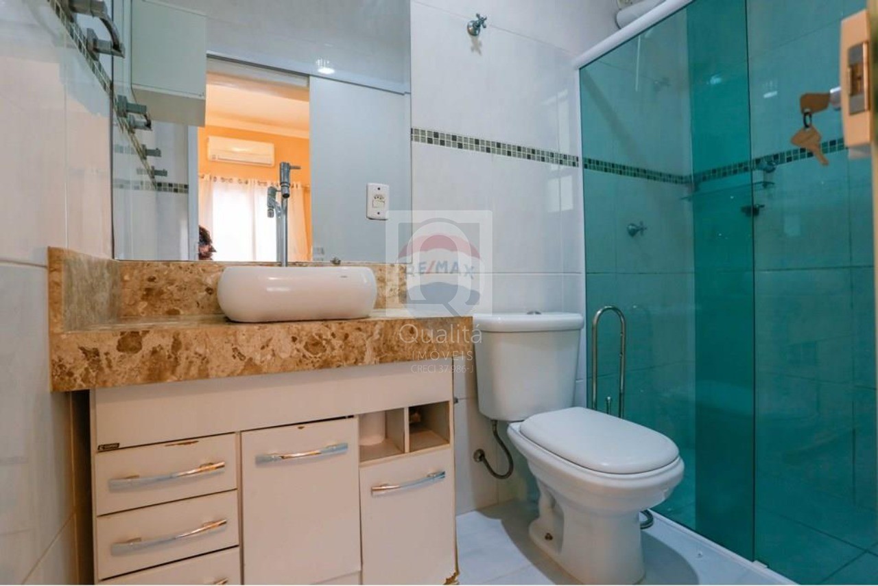 Casa de Condomínio à venda com 3 quartos, 360m² - Foto 13