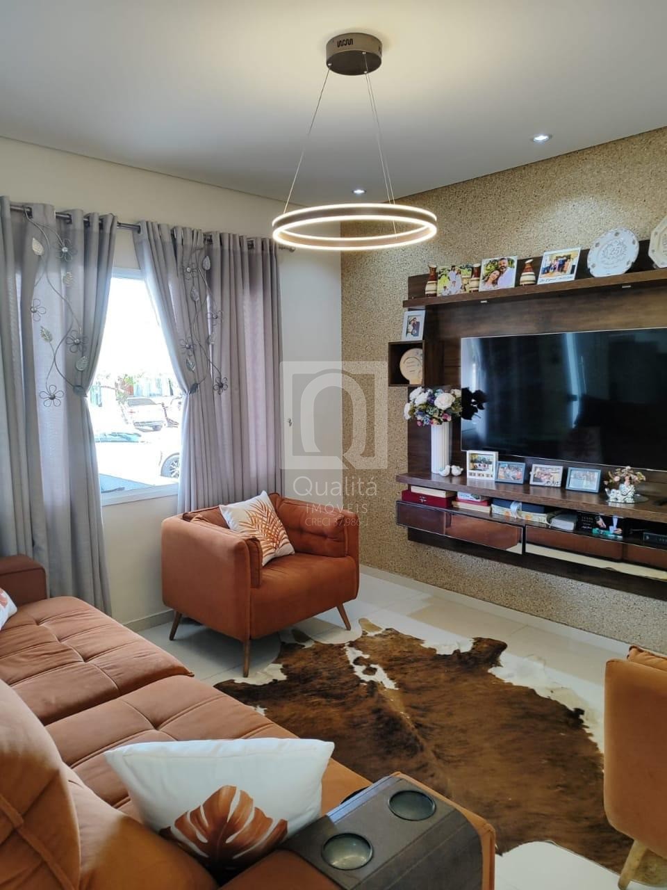Casa de Condomínio à venda com 3 quartos, 154m² - Foto 1