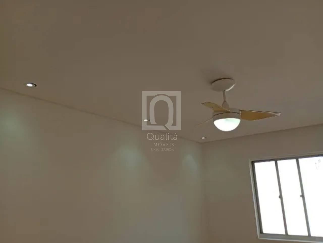 Apartamento à venda com 2 quartos, 51m² - Foto 9